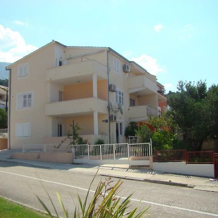 Apartments Ada Tučepi Exteriér fotografie