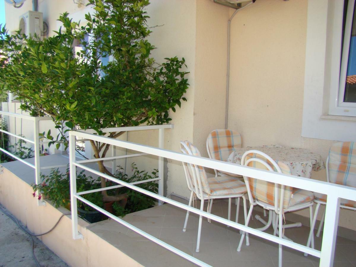 Apartments Ada Tučepi Exteriér fotografie